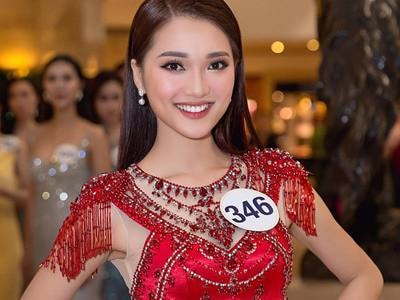 Hotgirl Nghệ An nổi bật tại họp báo Hoa hậu hoàn vũ