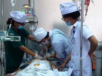 Nghỉ việc, bác sĩ 'nhân tài' bồi thường tỉnh 655 triệu đồng