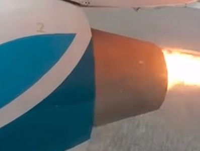 Máy bay Nga hạ cánh khẩn cấp vì sự cố bất ngờ