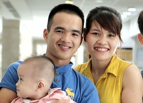 Tái sinh 'cửa sổ tâm hồn' cho 'cậu bé mắt mèo'