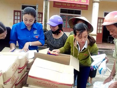 Tân Kỳ cấp phát 81 tấn muối i-ốt cho hộ nghèo