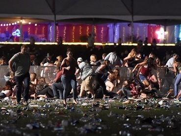 Xả súng ở lễ hội âm nhạc Mỹ, hơn 50 người chết