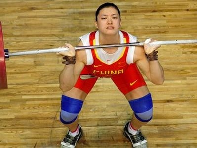 Cấm cử tạ Nga và Trung Quốc thi đấu một năm vì doping