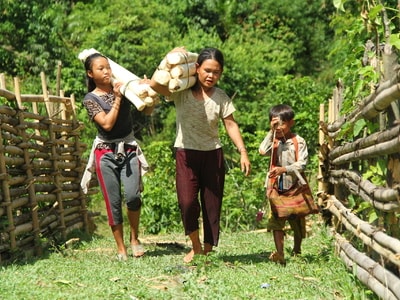 Báo động tảo hôn, hôn nhân cận huyết thống ở Tây Nghệ An