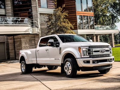 Ford trình làng chiếc xe bán tải sang trọng nhất thế giới F-450