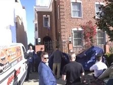 Mỹ 'bẻ khóa' tòa lãnh sự Nga ở San Francisco