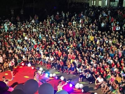 Vui ngày hội Trăng rằm trên mọi miền quê