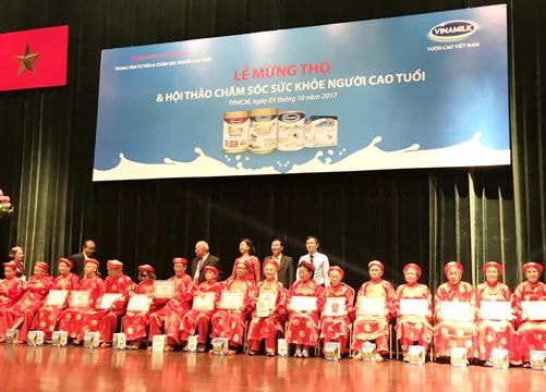 Lễ mừng thọ và chăm sóc sức khỏe gần 1.000 người cao tuổi tại Thành phố Hồ Chí Minh