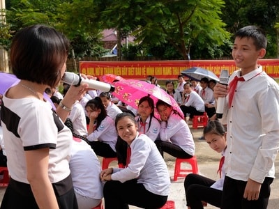 Truyền thông sức khỏe sinh sản cho học sinh vùng cao