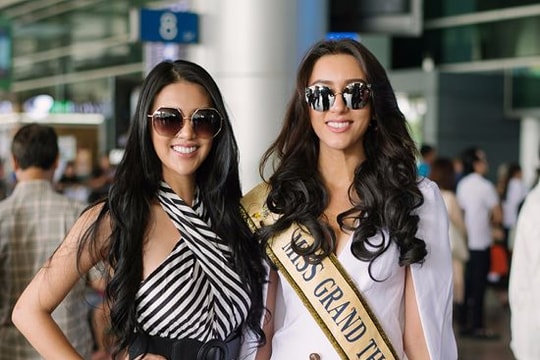 Các người đẹp quốc tế rạng rỡ đến Việt Nam thi Miss Grand International