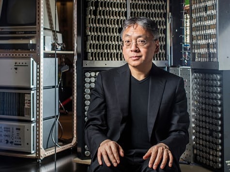 Nhà văn Anh gốc Nhật giành giải thưởng Nobel Văn học 2017