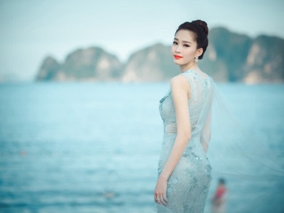 Nhan sắc vạn người mê của Hoa hậu sắp cưới đại gia