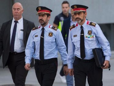 Cảnh sát trưởng Catalonia ra tòa với cáo buộc xúi giục nổi loạn