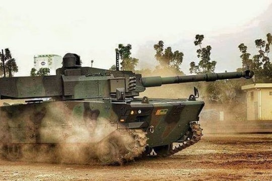 Cận cảnh siêu tăng nội địa đầu tiên của Indonesia