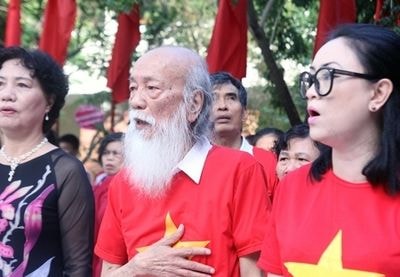 Từ ông đồ xứ Nghệ đến nhà giáo của nhân dân