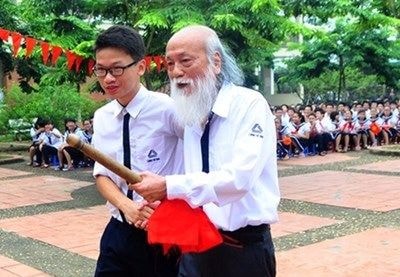 Tự hào về PGS Văn Như Cương - người con ưu tú làng Quỳnh