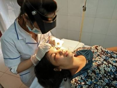 Chủ xe buýt Đông Bắc: 'Nạn nhân báo muộn nên hôm nay mới đến thăm'