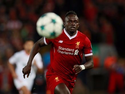 Liverpool mất trụ cột trước đại chiến với Man Utd