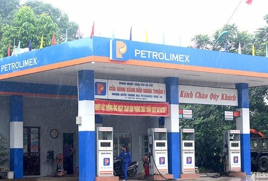 Lộ diện 12 cửa hàng kinh doanh xăng dầu 'bẩn' trên Quốc lộ 48