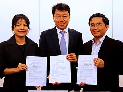 Bầu Đức đưa cựu trợ lý của Guus Hiddink về giải cứu HAGL