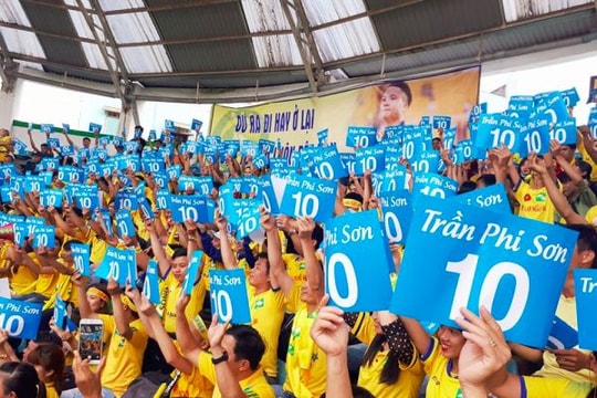 Sông Lam Nghệ An chiến thắng vì đội bóng phố núi thi đấu hớ hênh