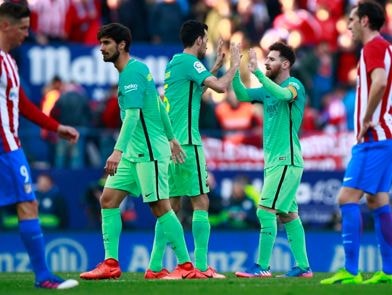 HLV Valverde: 'Messi mệt mỏi, nhưng vẫn làm đối thủ sợ hãi'