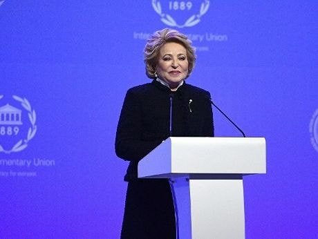 Tổng thống Nga Putin chuyển 'lời chào thân ái' tới Chủ tịch Quốc hội Việt Nam