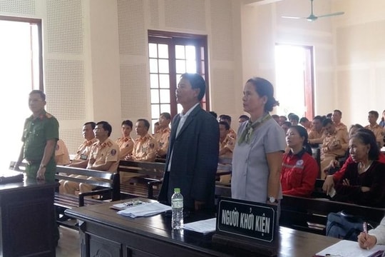 Bác đơn kháng cáo vụ kiện giữa tài xế xe tải với Công an TP Vinh