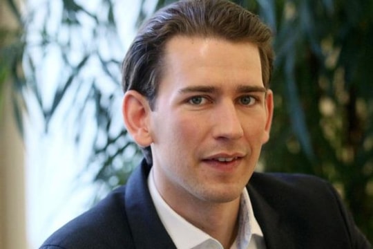 Tân Thủ tướng Áo chưa có bằng đại học