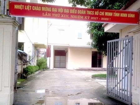 Giám đốc Sở đánh lái xe bị cảnh cáo và cho thôi các chức vụ trong Đảng