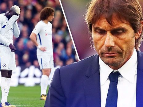 Hé lộ màn 'bốc hỏa' của Conte trong phòng thay đồ