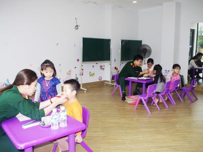 400 học sinh mầm non được khám sức khỏe miễn phí