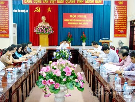 Văn phòng Trung ương Đảng giao ban trực tuyến với văn phòng tỉnh ủy, thành ủy