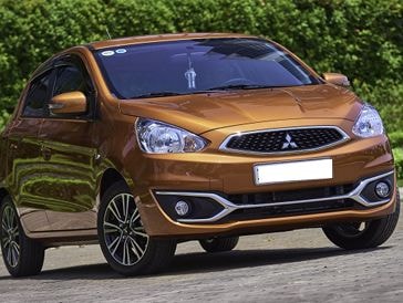 Những mẫu ôtô 300 triệu dễ chọn cho phụ nữ Việt