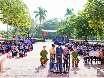 Phiên tòa lưu động xét xử bạo lực học đường