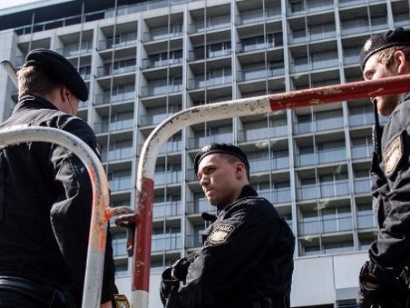 Tấn công bằng dao tại nhà ga Đức