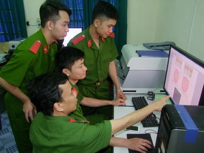 Phá vụ làm giả con dấu, giấy tờ một cách tinh vi ở Nghệ An