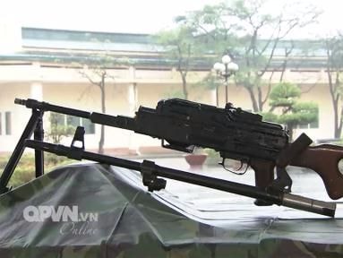 Việt Nam tự chế tạo thép sản xuất vũ khí