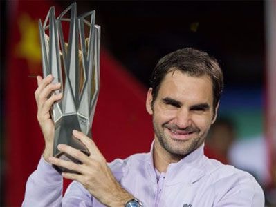 Federer sắp vượt Djokovic về số tiền thưởng