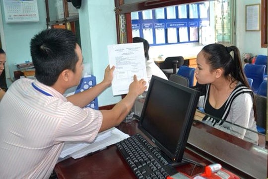 Có được luân chuyển công chức đang trong thời gian tập sự?