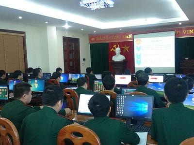 Chuyển giao phần mềm quản lý chỉ huy cho Bộ chỉ huy Quân sự Nghệ An