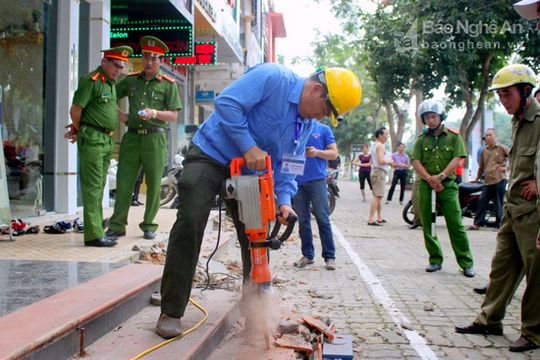TP.Vinh: Hơn 750 đợt ra quân giải tỏa hành lang ATGT