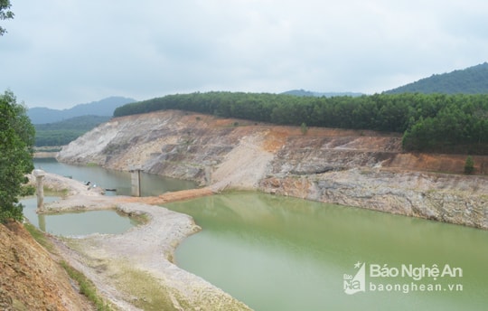 Sẽ cưỡng chế hành vi lấn chiếm đất thuộc Dự án Hồ thủy lợi Bản Mồng