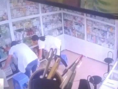 Thuốc ung thư giả bán ngang nhiên trước cổng Bệnh viện K