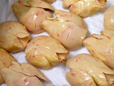 Nhà giàu Việt tìm mua gan ngỗng Pháp 2 triệu đồng/kg