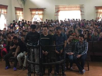 45 tháng tù giam cho đối tượng bảo kê máy gặt