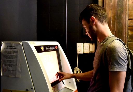 Nhà nước 'cấm cửa' Bitcoin, Đại học FPT nói gì?