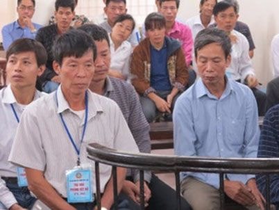 Nhóm cán bộ thôn bán cả nhà văn hóa thu hàng tỷ đồng