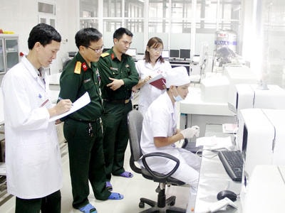 220 quân y tranh tài tại Hội thi Điều dưỡng Bệnh viện năm 2017