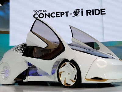 Những chiếc xe kỳ lạ nhất lần đầu được trình làng